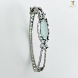 Stunning zircon bracelet 1231232