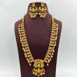 Long necklace 1540085