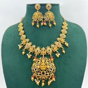 Lakshmi short necklace 1540077