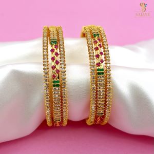 Traditional Bangles Set 1231238